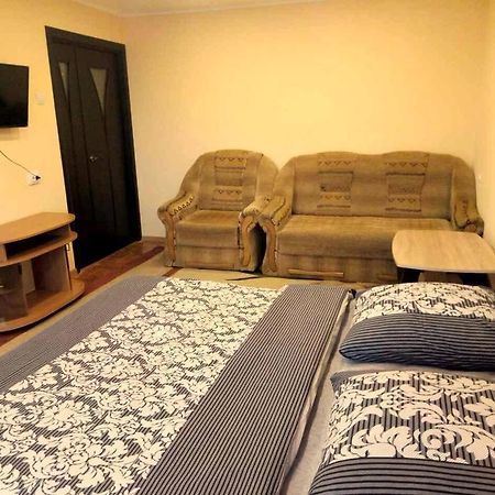 GIL Apartment 2к квартира центр пл Петефи 9a Ужгород Екстериор снимка